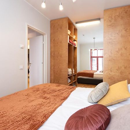 Stylish Apartment With Parking In Telliskivi Tallinn Kültér fotó