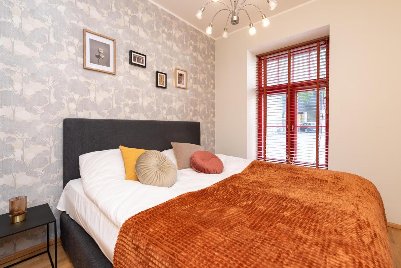 Stylish Apartment With Parking In Telliskivi Tallinn Kültér fotó
