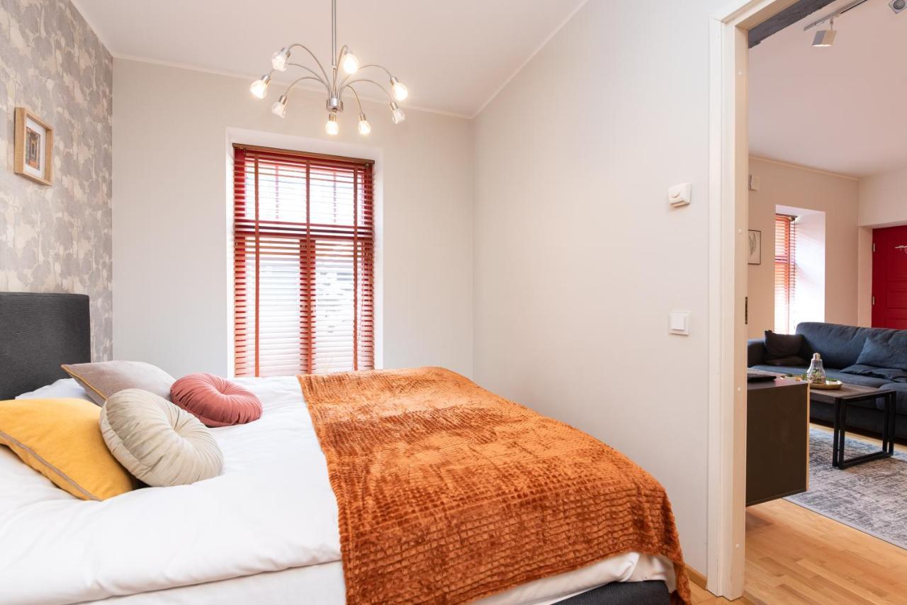 Stylish Apartment With Parking In Telliskivi Tallinn Kültér fotó